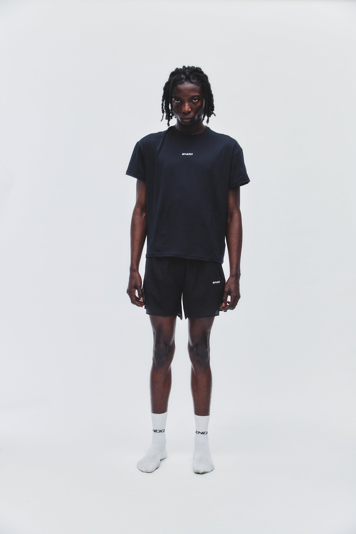 トップス ENDO Black Performance Tee – ENDO